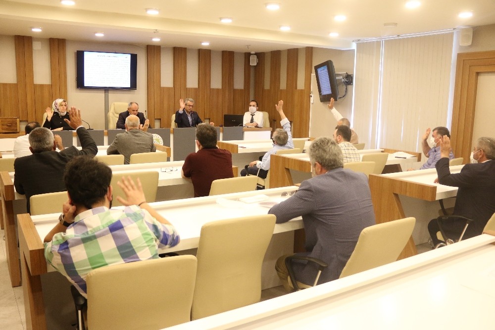 Yahyalı Belediye Meclisi Olağanüstü Toplandı 