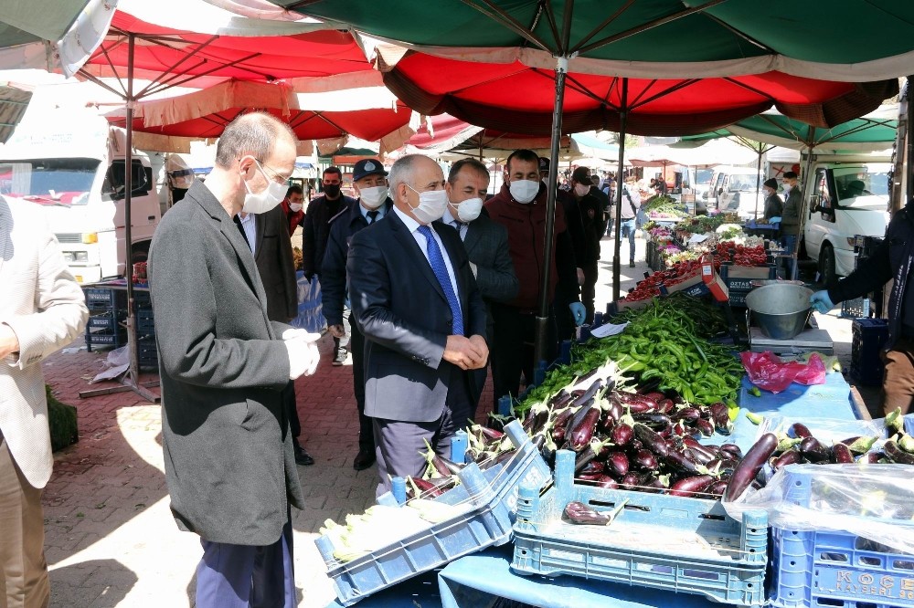 Yahyalı ilçe pazarında sıkı denetim 