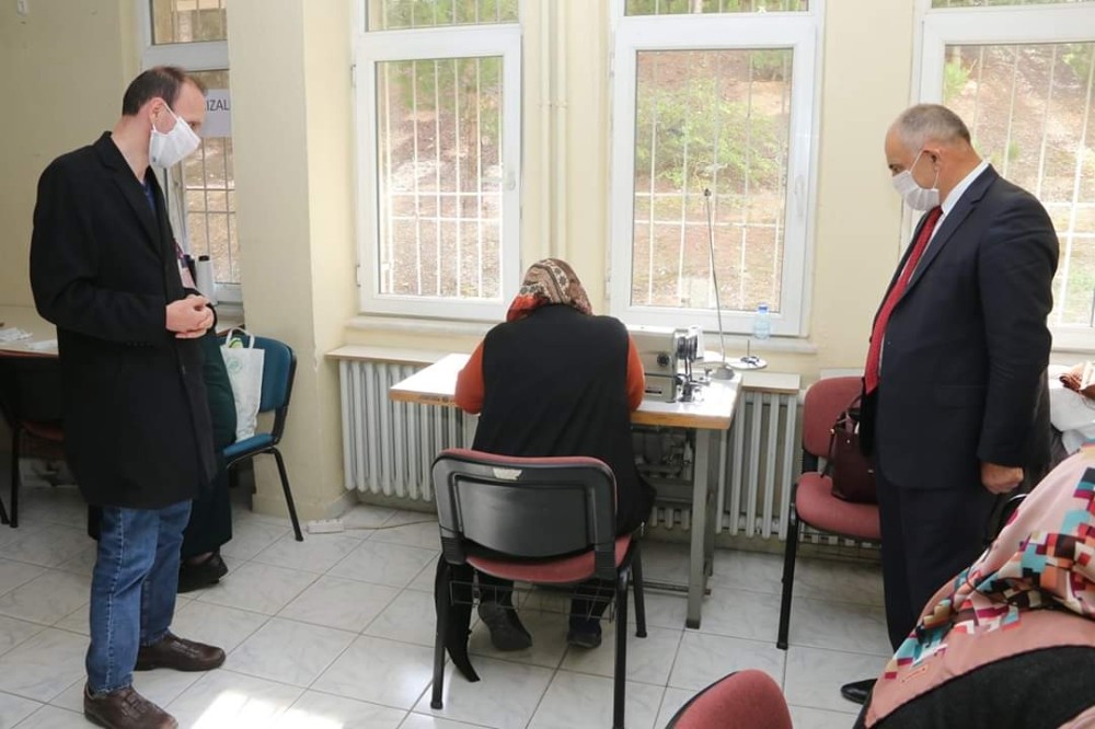 Yahyalı’da Maske Üretimine Başlandı 