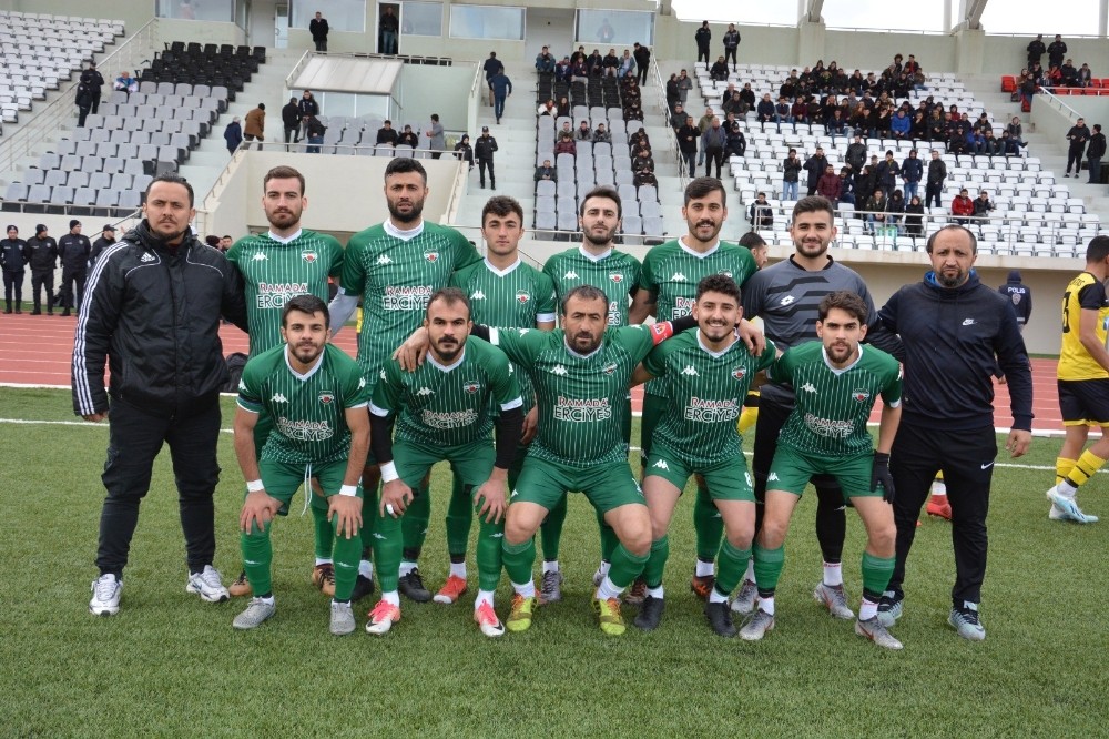 Yahyalıspor antrenörü Erkan Demirel: “Bu sene acemiliğimizi attık” 