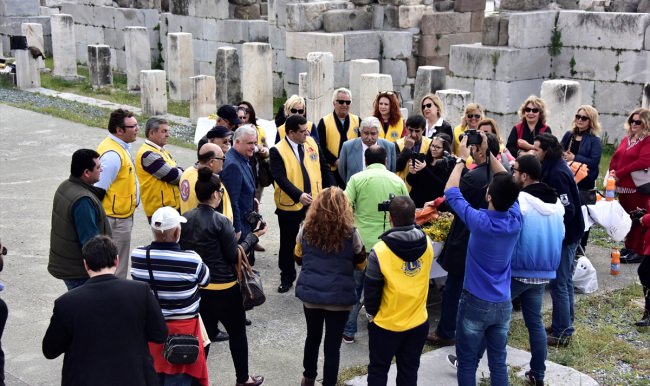 Yakalanan kaçaklar için 2 bin 300 adet yardım çantası