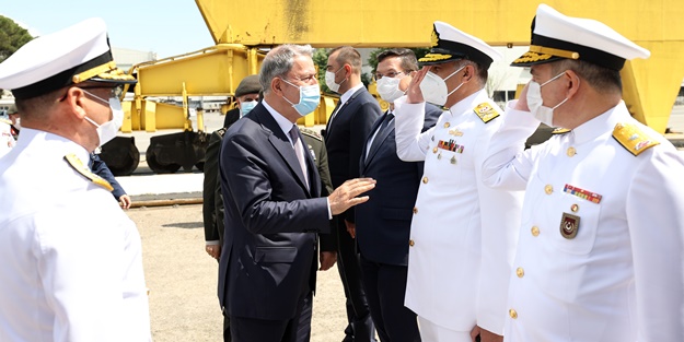 Yakında Pakistan'a ihraç edilecek... Bakan Hulusi Akar'dan kritik ziyaret