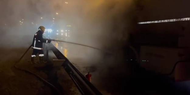 Yakıt dolu tankerde korkutan yangın!