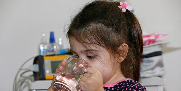 Yaklaşık 1 yıldır su içmesi yasaktı...