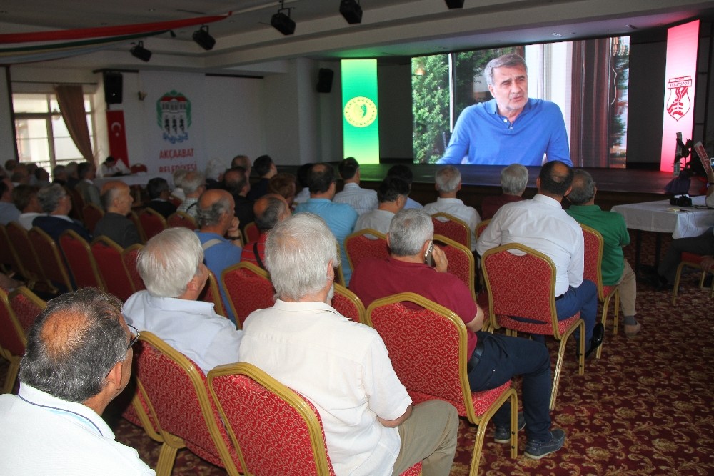 Yaklaşık 100 yıllık spor tarihinin anlatıldığı “Akçaabat’ta Spor Belgeseli” gösterime sunuldu 