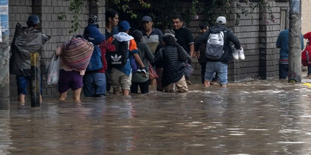 Yaku kasırgasında 65 kişi öldü