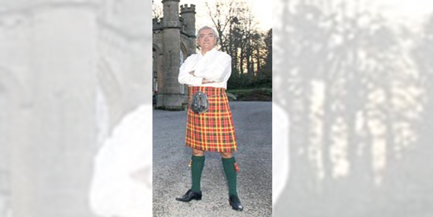 Yakup'un etekleri tutuştu