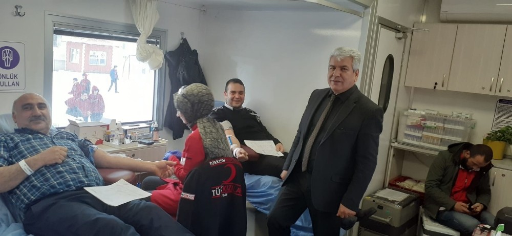 Yakutiye Anadolu Lisesi’nde kan bağışı kampanyası 