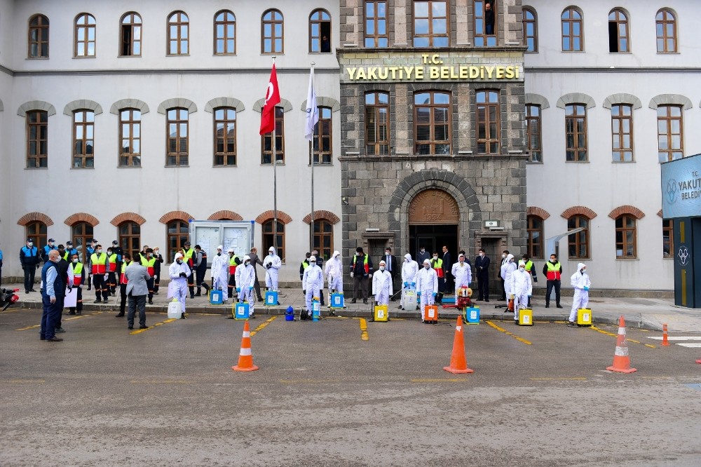 Yakutiye’nin dezenfekte ordusu 