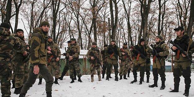 Yalaka Kadirov'a bağlı Çeçen birlikler Ukrayna'ya yollandı