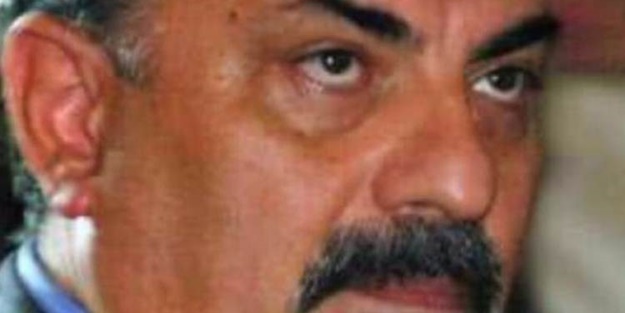 Yalçın Akdoğan’dan Türkeş'li 'bıyık' tweeti