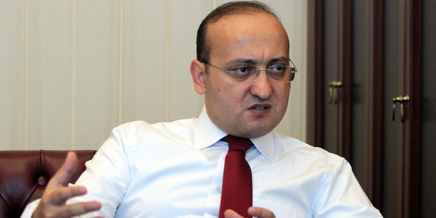 Yalçın Akdoğan'dan o medya organlarına zor soru