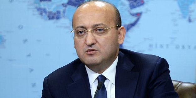 Yalçın Akdoğan’dan uyarı: İslam ve Erdoğan düşmanlığı sizi böler