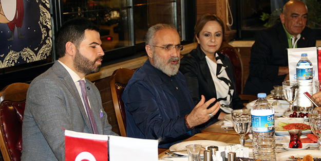 Yalçın Topçu Ankaralı sanayicilerle sahur programında buluştu