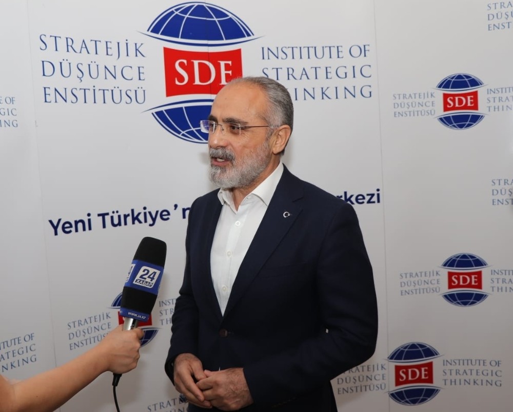 Yalçın Topçu: “Nazarbayev kendisine layık görülen her ünvanı ve payeyi ziyadesiyle hak etmiştir” 