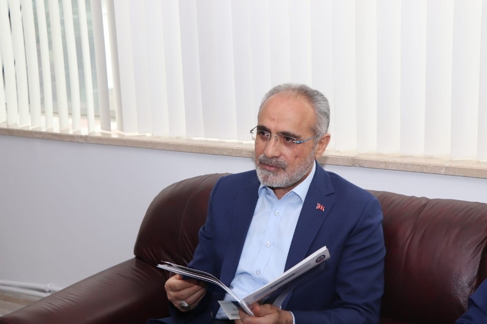 Yalçın Topçu’dan Kırgızistan Büyükelçiliğine ziyaret 