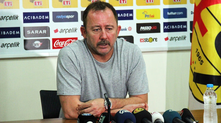 Yalçın'dan oyuncularına eleştiri!