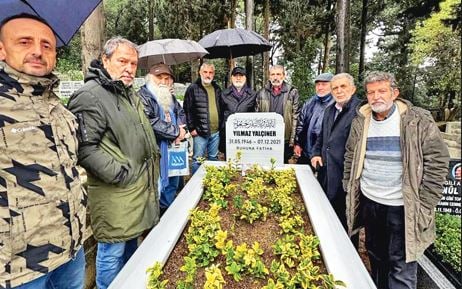 Yalçıner Ağabey kabri başında anıldı