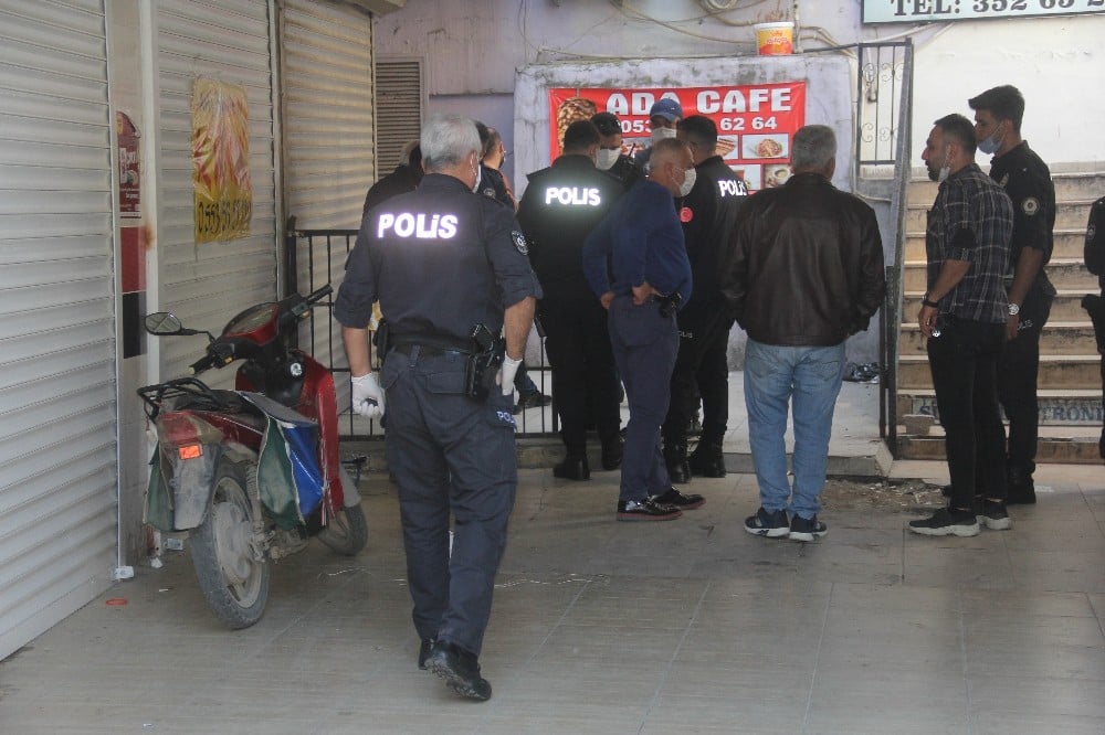 Yalnız yaşayan adam evinde ölü bulundu 