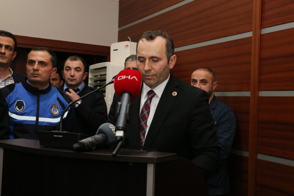 Yalova Belediyesi CHP’den AK Parti’ye geçti 