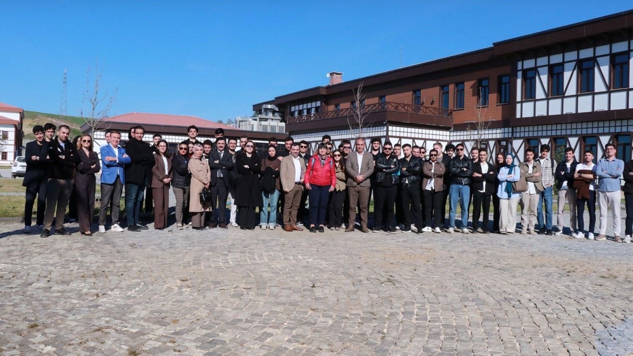 Yalova OSB'den TEKNOFEST yolunda gençlere tam destek