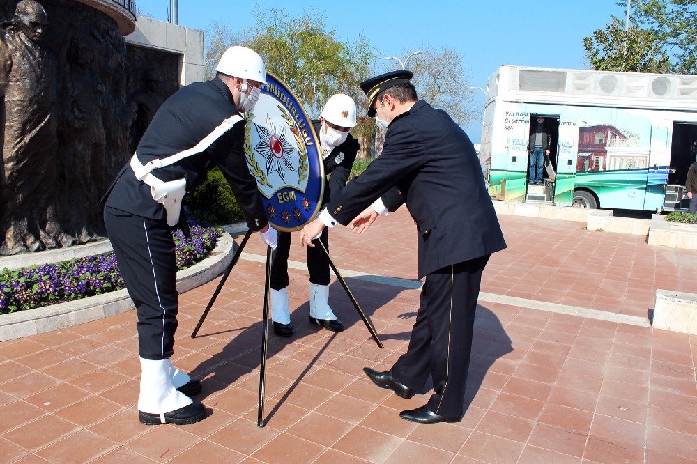 Yalova’da buruk tören 