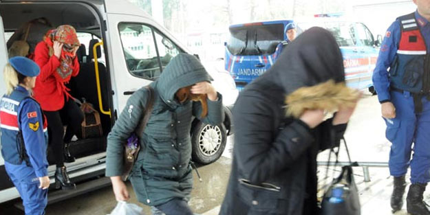 Yalova'da fuhuş operasyonu! 30 gözaltı