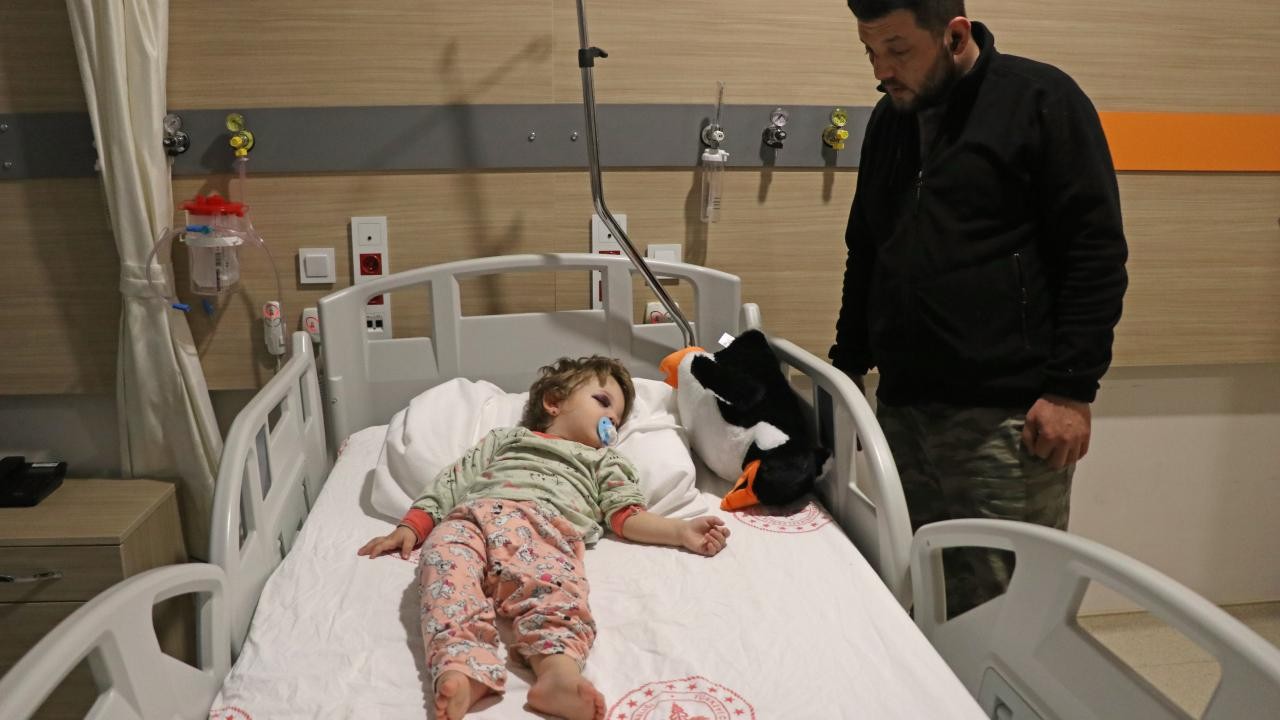 Yalova’da komşu dehşeti: 14 aylık bebeğin kafasını odunla çatlattılar!