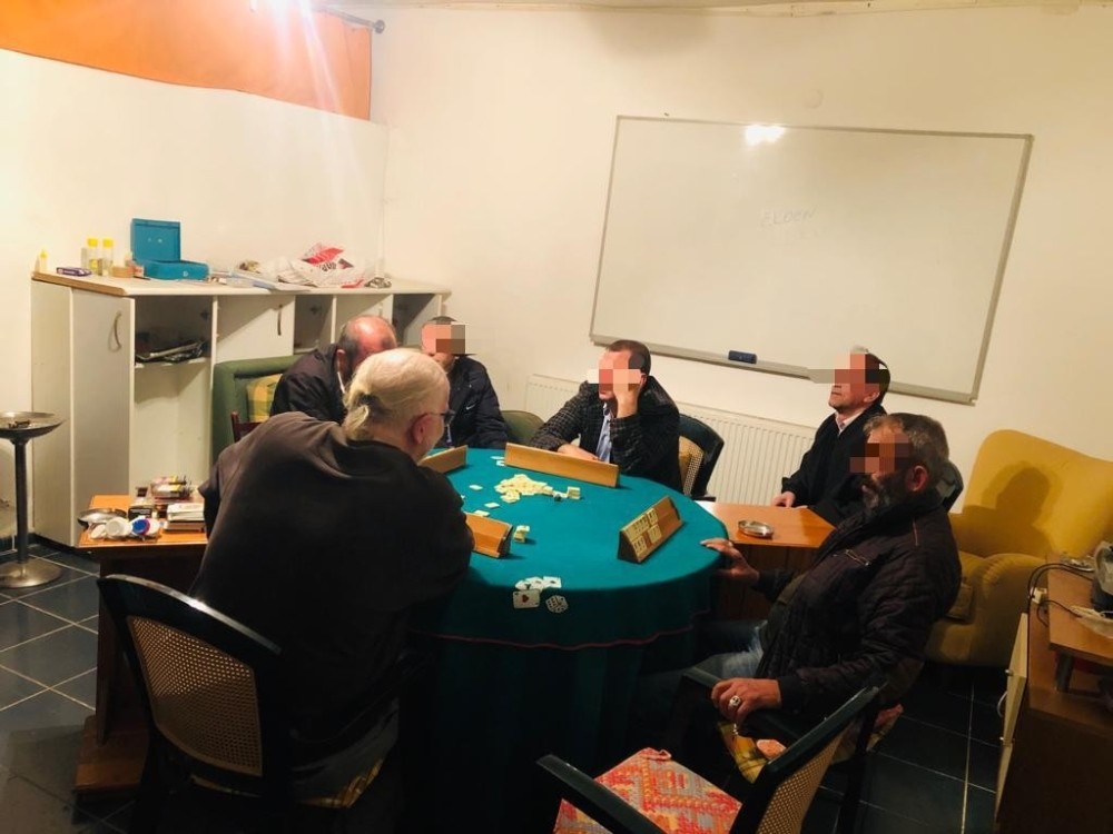 Yalova’da sahur vakti kumar baskını 