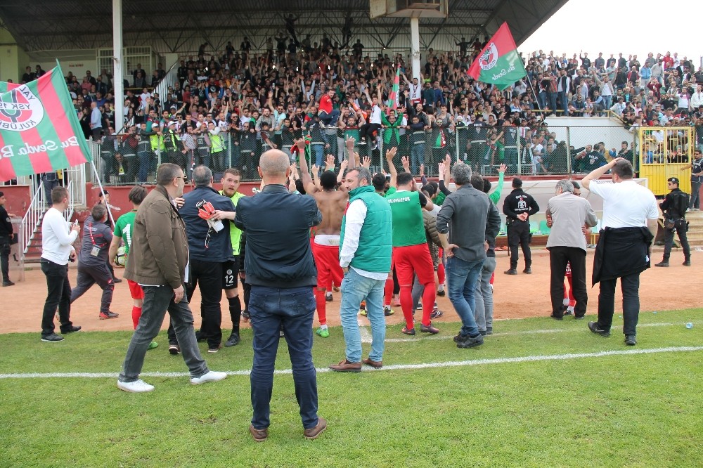 Yalovaspor BAL’a çıktı 
