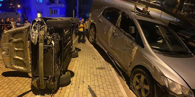 Yan yatan otomobili bırakıp kaza yerinden kaçtı