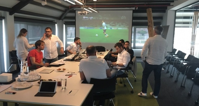 Yanal kolları sıvadı