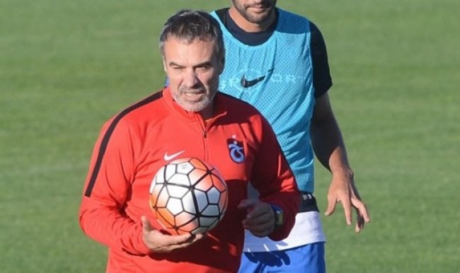 Yanal'dan yıldız oyuncuya özel ilgi