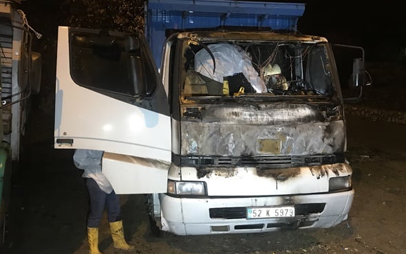 Yanan kamyonun içinden ceset çıktı