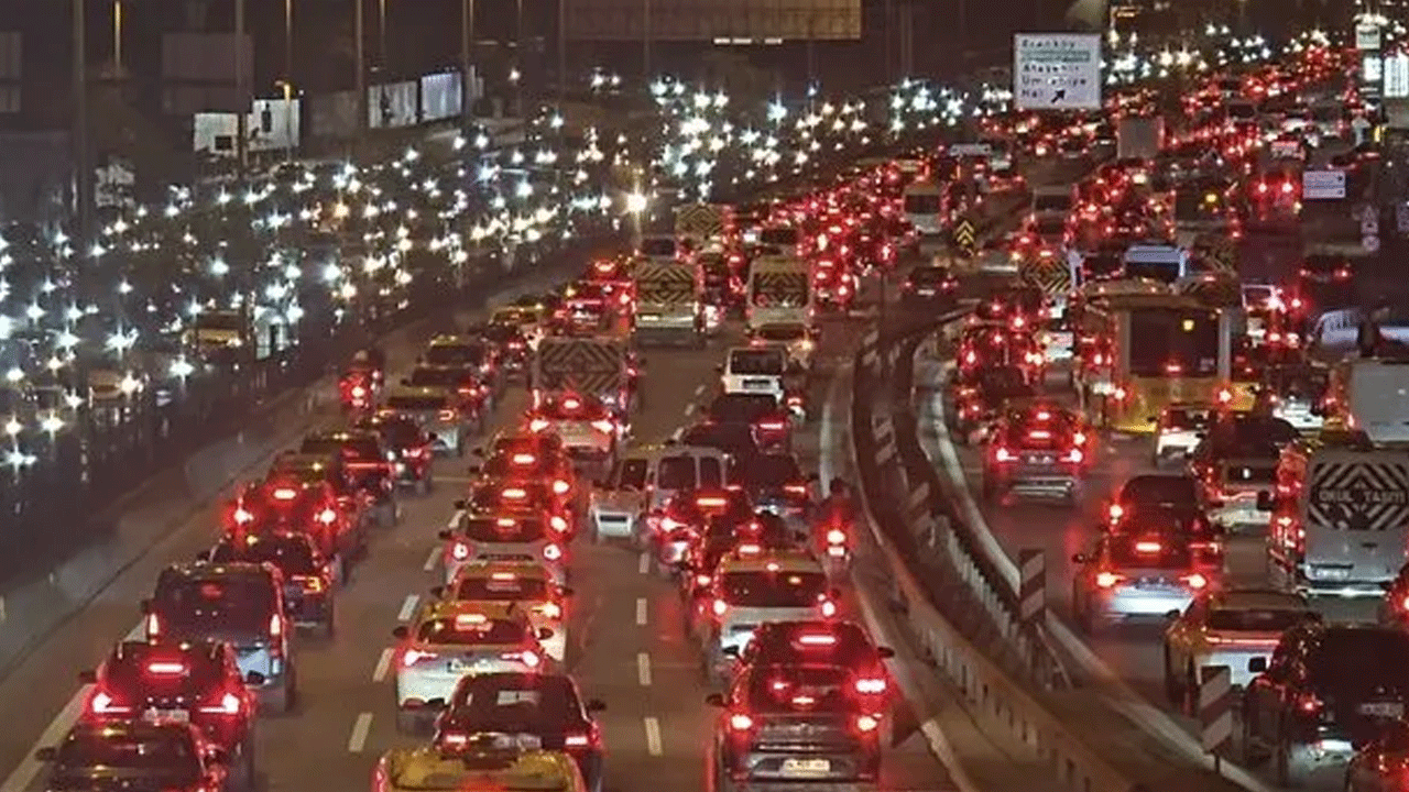 Yanan Karagümrük değil İstanbul! CHP sadece bakıyor