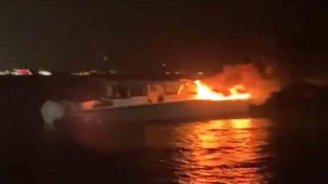 Yanan teknedeki 4 vatandaş kurtarıldı!