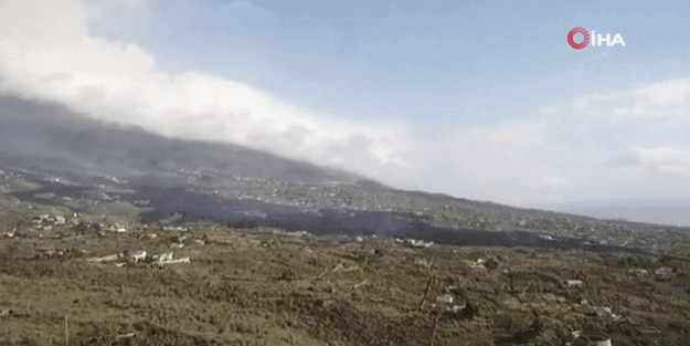 Yanardağ felaketinde 400 ev yok oldu