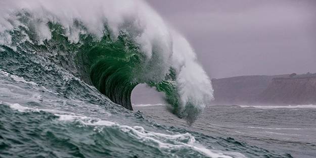 Yanardağ patlamasının ardından Japonya'da tsunami