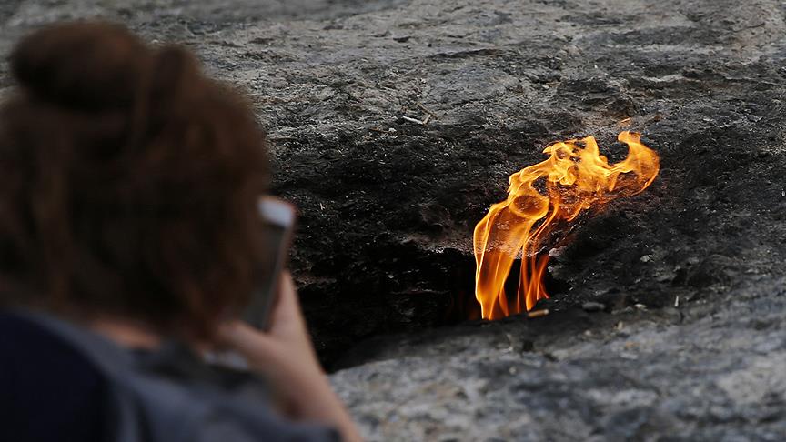 'Yanartaş'ı görenler hayrete düşüyor