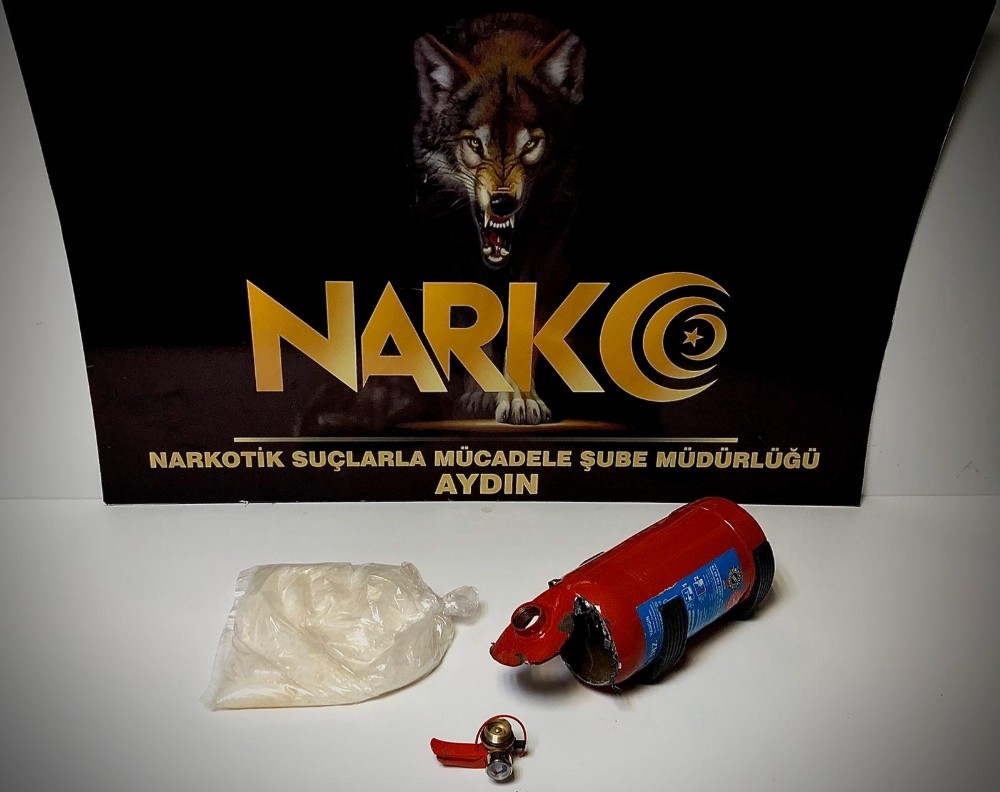 Yangın söndürme tüpünden 497 gram metamfetamin çıktı 