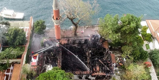 Yangında kaybolmuştu! Vaniköy Camii İmamı'nın altınları bakın nereden çıktı