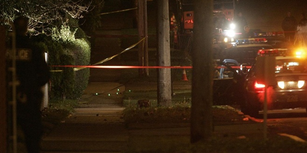 Yanlış kapıyı çaldı canından oldu!