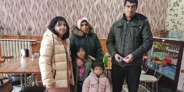 Yanlış kişiye mesaj gönderince evlerinden atıldılar!