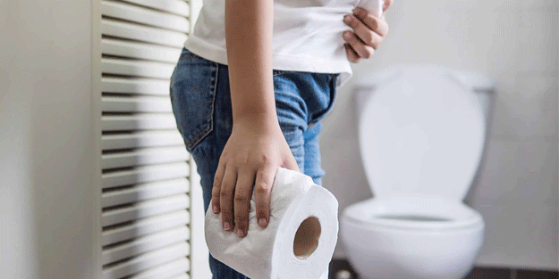 Yanlış şekilde dışkılamak kansere yol açabilir mi? İşte en ideal tuvalette oturma yöntemi…
