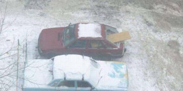 Yanlış yere park edilen arabalara öyle cezalar verdiler ki!