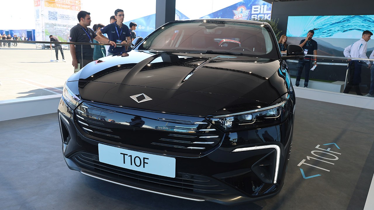 Yapamaz diyenlere gelsin! TOGG’un sedan modeli ilk kez sergilendi