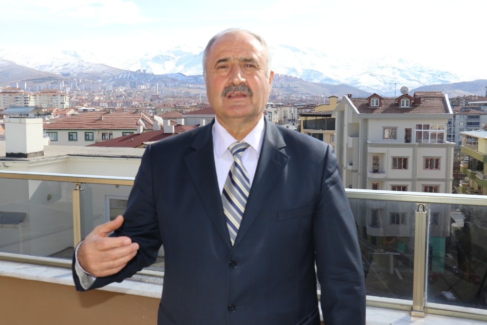 Yapılara kimlik belgesi alınması istendi 