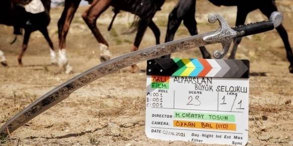 Yapımcı duyurdu! Uyanış Alp Arslan dizisi...