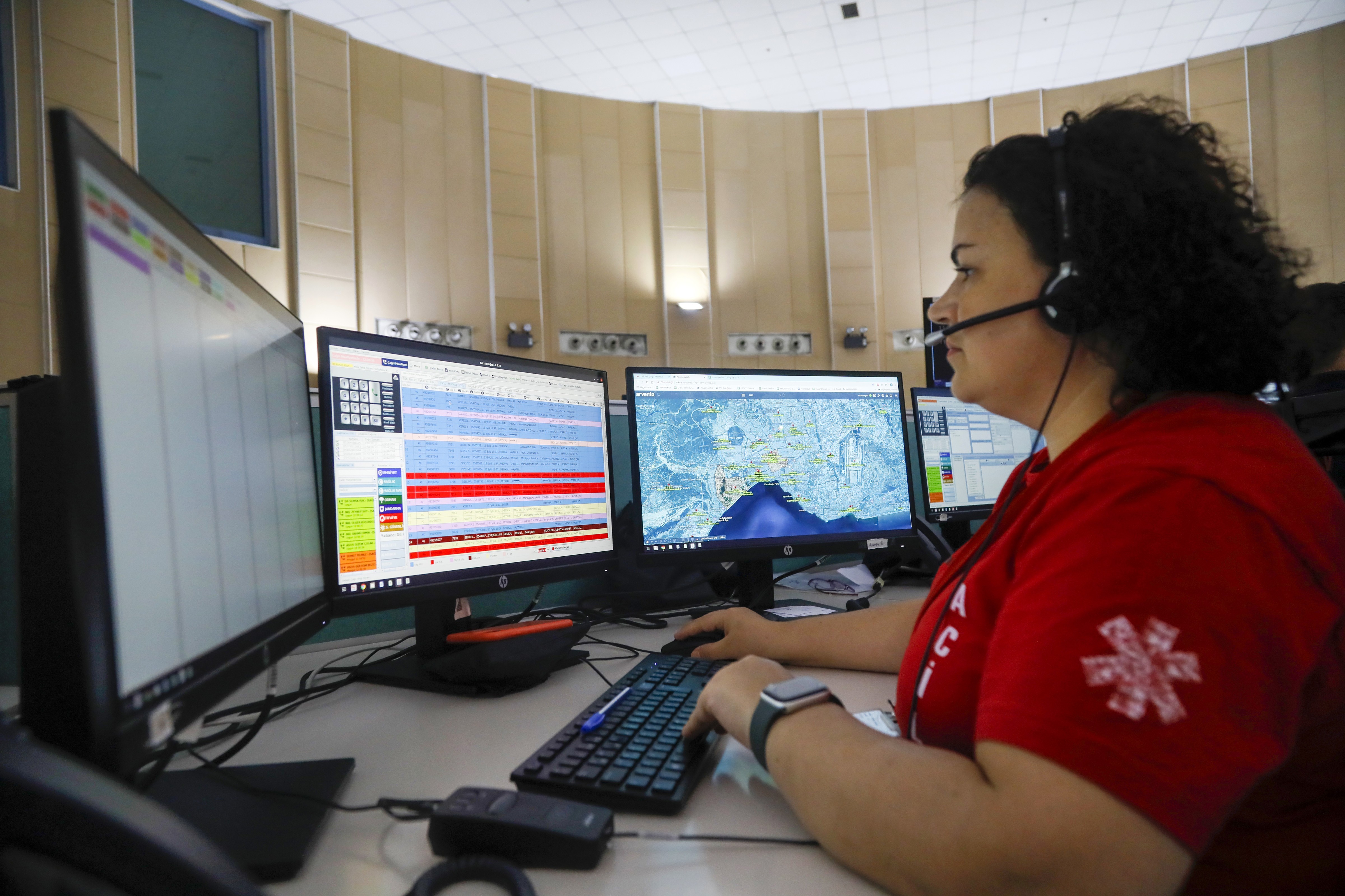 Yapmayın etmeyin bir gün sizi de yakar! 112 çağrı merkezine bakın ne sordular