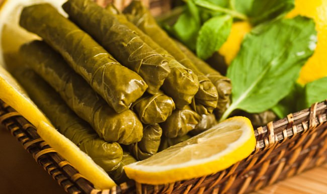 Yaprak sarmasını hızlı sarmanın püf noktası